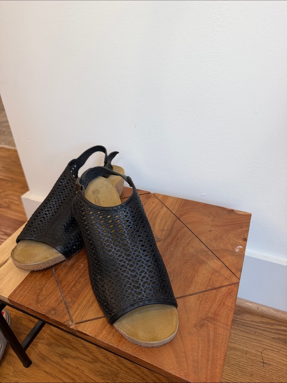 NWOT Eric Michael Black Perforated Slingback Women’s Cork Wedge Sandals, 39